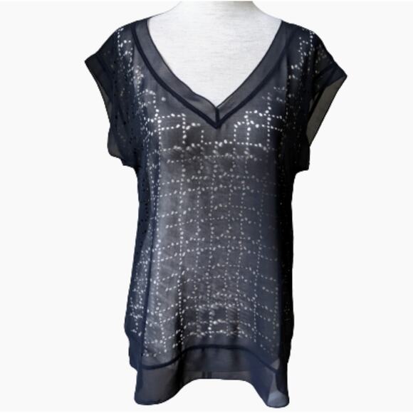 Eileen Fisher Cut-out V Neck Cap Sleeve Top PS - Picture 2 of 11